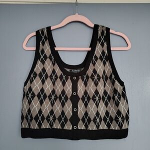 Argyle Knit Crop Top With Matching Shorts